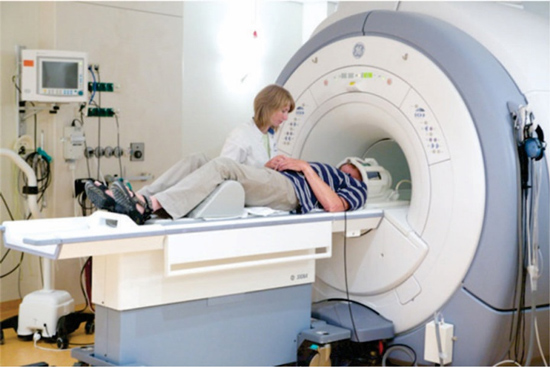 Máy chụp cộng hưởng từ