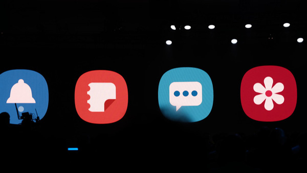 Các màu đậm được sử dụng để làm nổi bật hơn