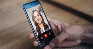 Cách chuyển đổi camera khi gọi video FaceTime trên iPhone hoặc iPad chạy iOS 12