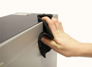 Mẹo để làm sạch các bề mặt khác trên máy tính