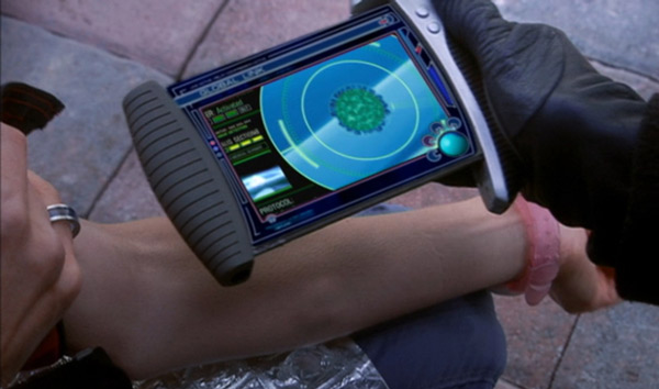 Bật màn hình ra như một chiếc điện thoại gập