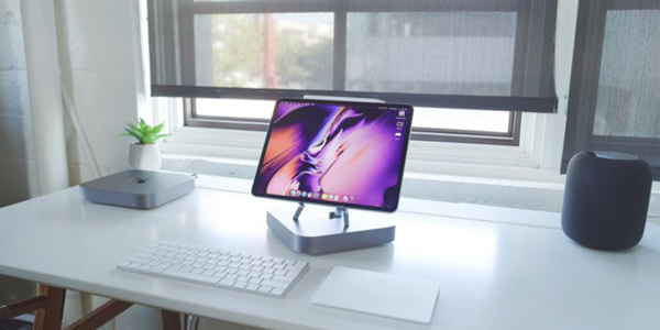 Jonathan Morrison đã kết nối chiếc iPad Pro 2018 với một chiếc Mac Mini 2018