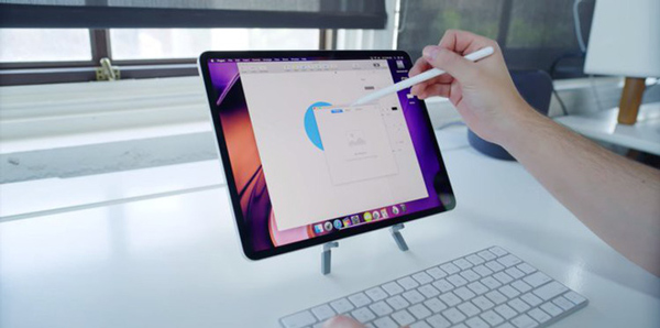 Việc được nhìn thấy và sử dụng một chiếc iPad Pro 2018 chạy macOS như là một phép màu vậy
