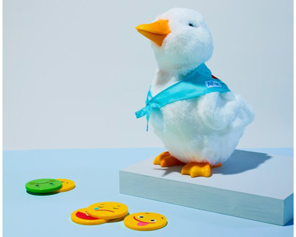 My Special Aflac Duck - Chú Vịt Aflac của em