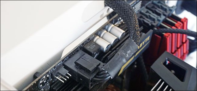 CPU: 4, 6 hoặc 8 chân kết nối (đôi khi nhiều hơn)