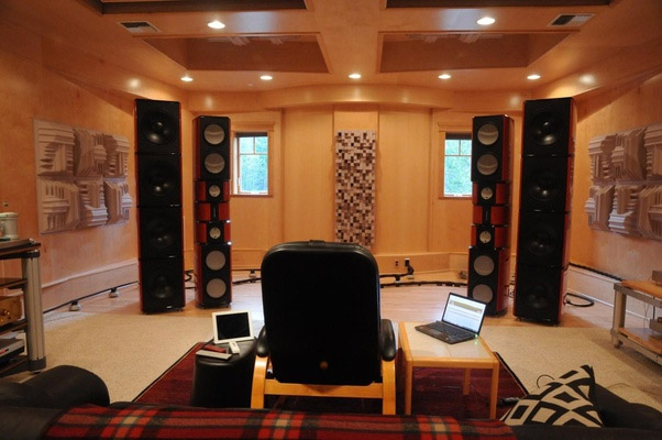 Phòng nghe nhạc chuyên nghiệp