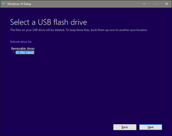 Chọn ổ USB trống bạn vừa kết nối vào máy tính