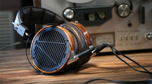 Audeze LCD