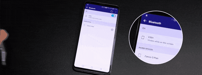Tự kết nối Bluetooth với bất kỳ một thiết bị tương thích nào kể cả iPhone