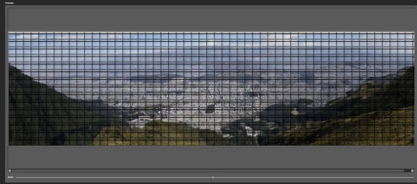 Ảnh hoàn chỉnh bị cắt thành hơn 174.000 bức ảnh nhỏ để tải lên mạng, nhằm đảm bảo có thể xem qua trang web