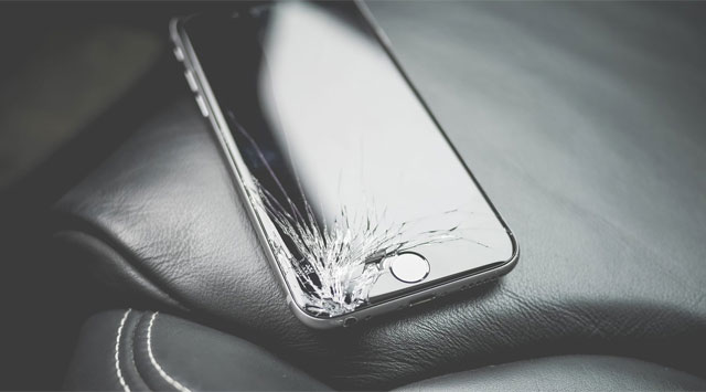 iPhone vỡ màn hình