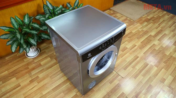 Máy sấy quần áo