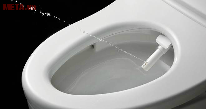 Luva Bidet cho tia nước phun chính xác với lực vừa phải.