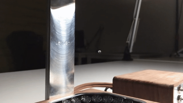 Giọt nước lơ lửng trong không khí