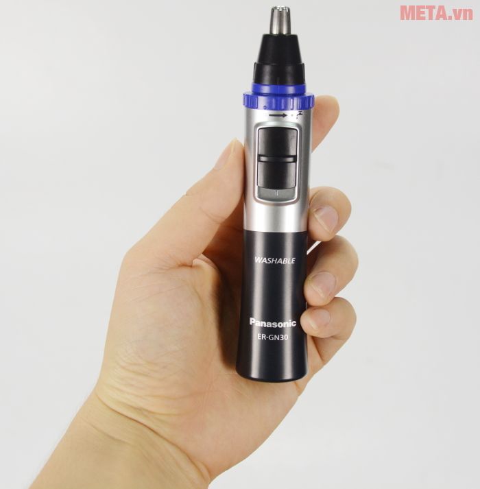 Máy tỉa lông mũi Panasonic PAMT-ER-GN30-K453 có thiết kế nhỏ gọn, cầm chắc trên tay.