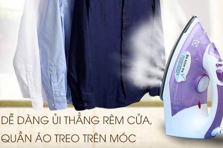 Bàn ủi hơi nước