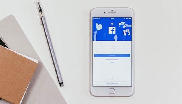 Về phần mình, đương nhiên Facebook cho rằng báo cáo của Aaron Greenspan là vô căn cứ