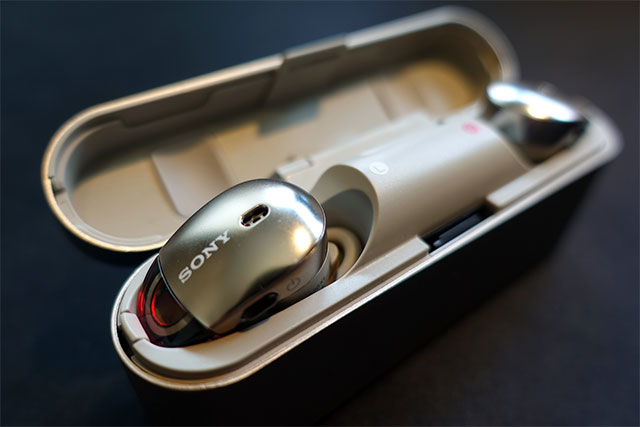 Sony WF-1000X - giá bán 4 triệu đồng