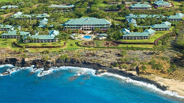  Năm 2012, vị tỷ phú này cũng đã quyết định chơi lớn khi mua lại nguyên một hòn đảo thuộc quần đảo Hawaii với giá 600 triệu đô la.