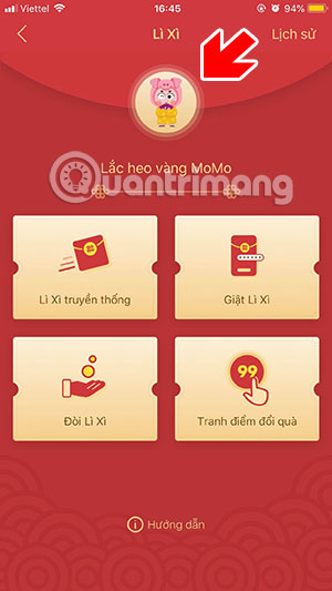 Bấm biểu tượng heo vàng Momo