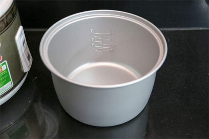 Lòng nồi của nồi cơm điện