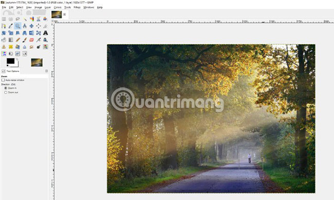 Chỉnh sửa ảnh trở nên dễ dàng hơn với tính năng xóa chi tiết ảnh. Với Photoshop CC 2024, bạn có thể loại bỏ một đối tượng trong ảnh một cách nhanh chóng và chuyên nghiệp. Hãy trải nghiệm các công cụ mới nhất của chúng tôi để đạt được kết quả tuyệt vời nhất.