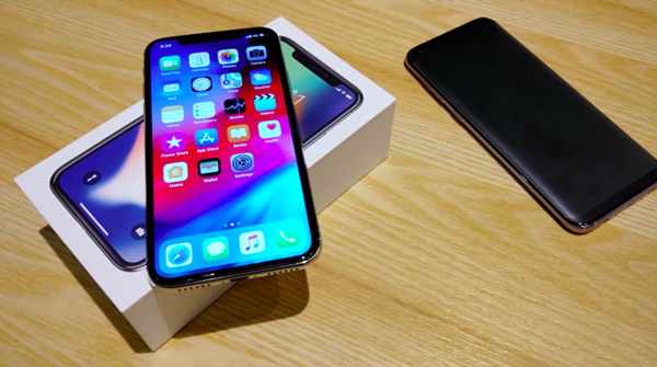 Chiếc iPhone X hoàn chỉnh