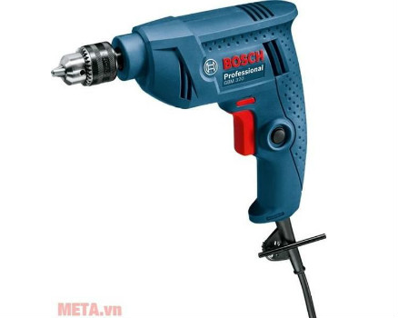 Máy khoan Bosch GBM 320 có công suất 320W và tốc độ không tải 4.200 vòng/phút.