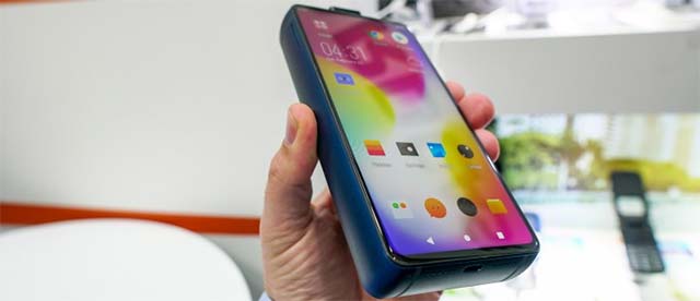 Smartphone sở hữu viên pin khủng nhất: Energizer Power Max P18K Pop