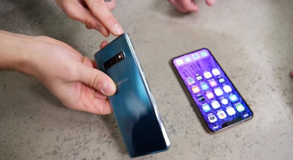 Galaxy S10 xước nặng hơn ở các góc và cạnh máy