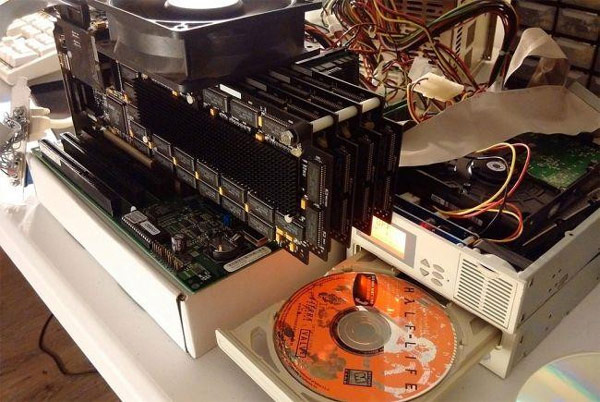 PC chạy bo mạch Quantum3D Obsidian 2 200SBi cưc hiếm