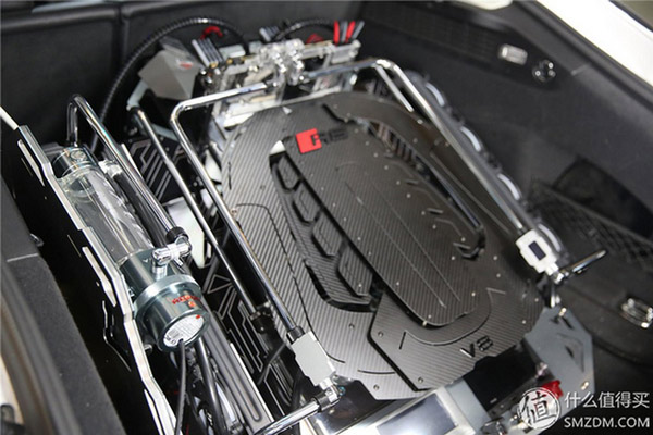 Biến chiếc Audi S7 trở thành bộ PC di động 9