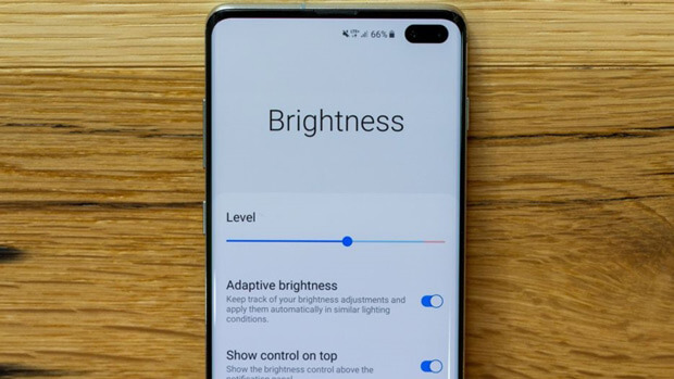 Di chuyển thanh trượt độ sáng ở ngay trên thanh thông báo