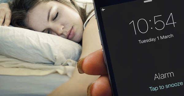 Theo khuyến nghị của các chuyên gia, nên dậy ngay lần đầu báo thức là tốt nhất cho cơ thể