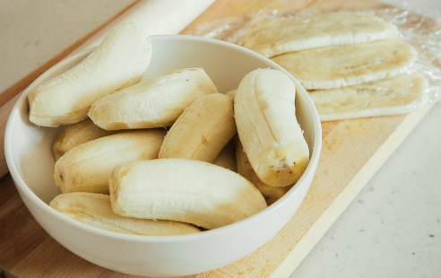 Nguyên liệu làm kem chuối 2