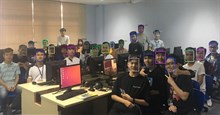 Đây là trường đại học đầu tiên ở Việt Nam điểm danh bằng nhận diện khuôn mặt, trốn tiết chỉ còn trong dĩ vãng
