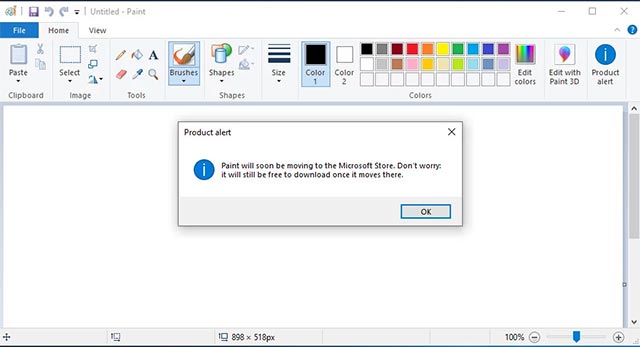 Với việc phát hành Bản cập nhật Windows 10 Fall Creator vào tháng 7 năm 2017, Microsoft lúc đó đã chính thức thông báo rằng ứng dụng Windows Paint cổ điển sẽ không còn được sử dụng trên hệ điều hành này nữa và cuối cùng sẽ bị xóa trong các phiên bản cập nhật sau.