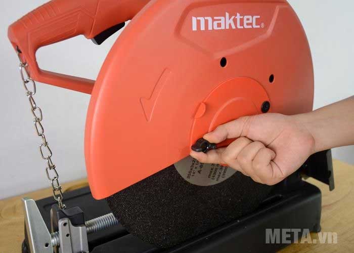 Máy cắt sắt Maktec