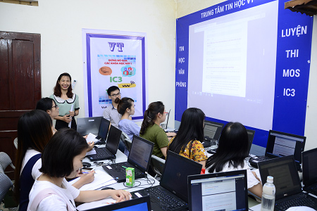 Trung tâm Tin học VT