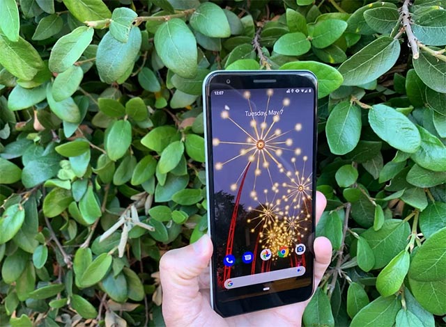 Mặt trước Google Pixel 3 XL