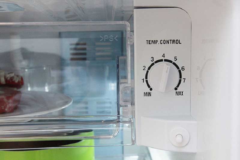 Chỉnh nhiệt độ cho tủ lạnh