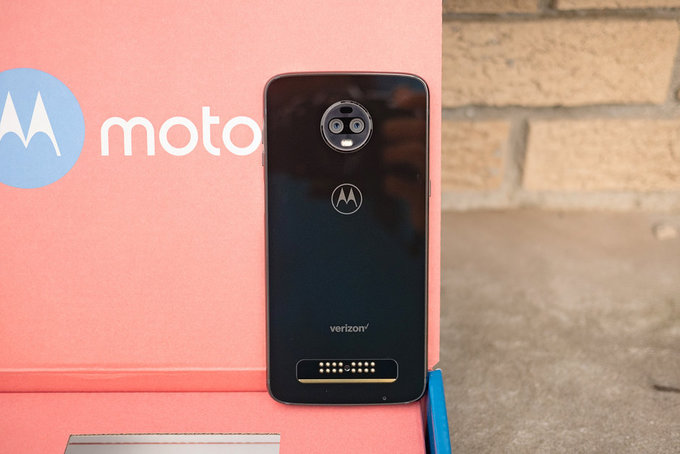 Moto Z4