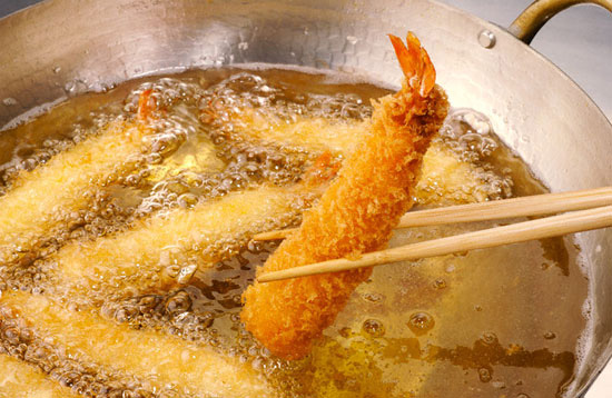 Tác hại của thói quen sử dụng dầu ăn sai cách