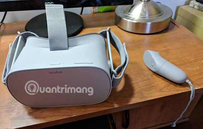 Làm thế nào để kiểm soát kính VR?