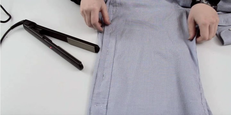 cách làm phẳng quần áo không cần bàn là, bàn ủi
