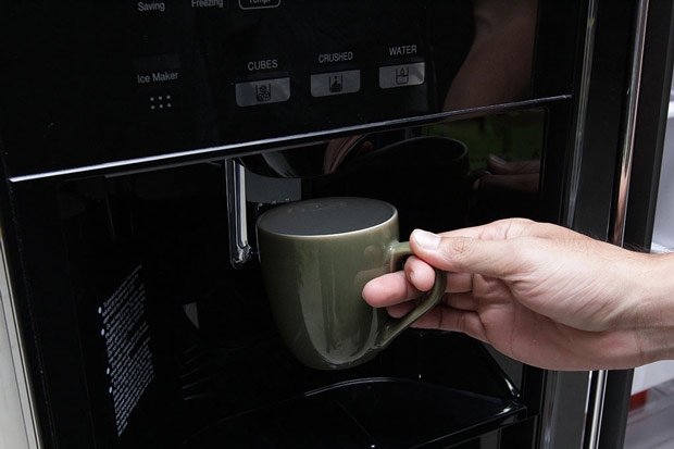 Tủ lạnh Hitachi 584 lít r-m700gpgv2 Side by side 3 cửa 10