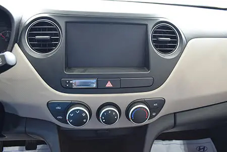 Hyundai Grand i10 Sedan 2019 9