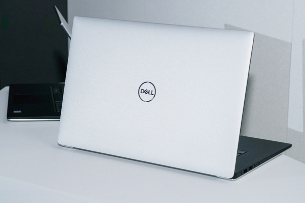 Dell XPS 15 mới 3