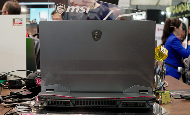MSI GT76 Titan 2