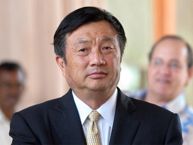 Nhậm Chính Phi năm 2005